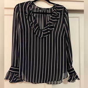 Chic blouse